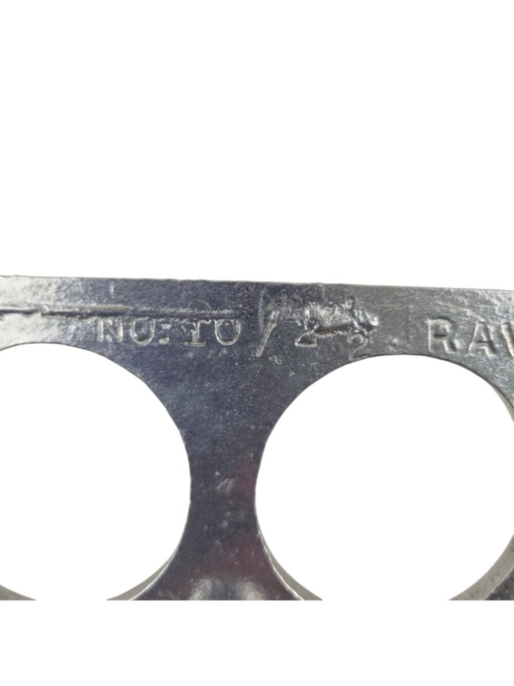 Vitantonio Mold Press Cast Aluminum 10 Hole Form Vintage Pasta Kitchen Tool - Picture 8 of 9
